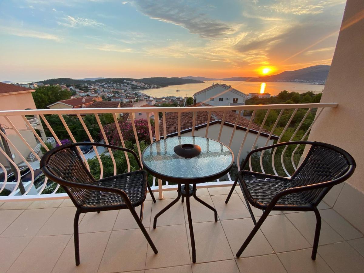 Apartment Ankica Trogir Exterior foto